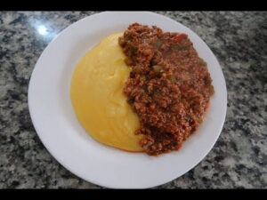 COMO FAZER POLENTA ( MUITO FÁCIL E GOSTOSA)