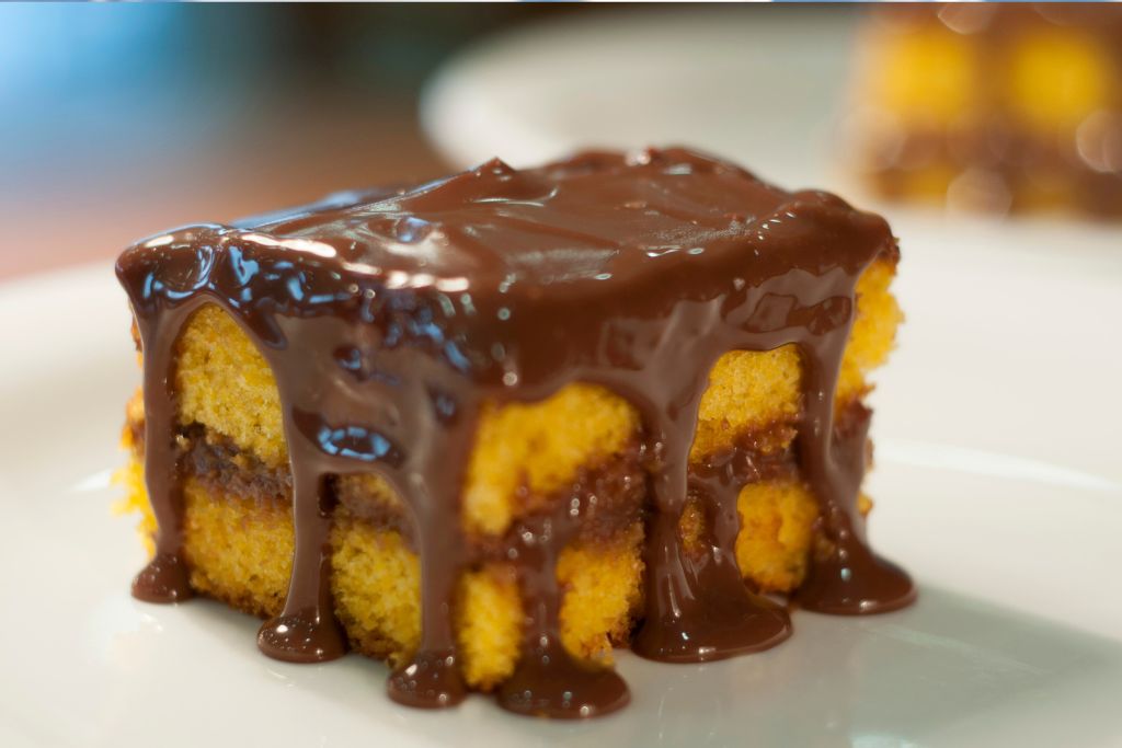 Como fazer bolo de cenoura?