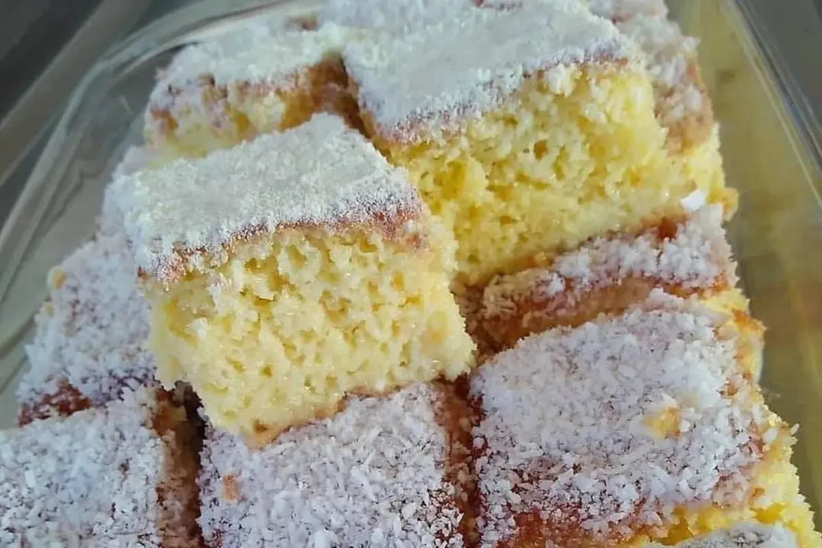 Bolo de coco gelado