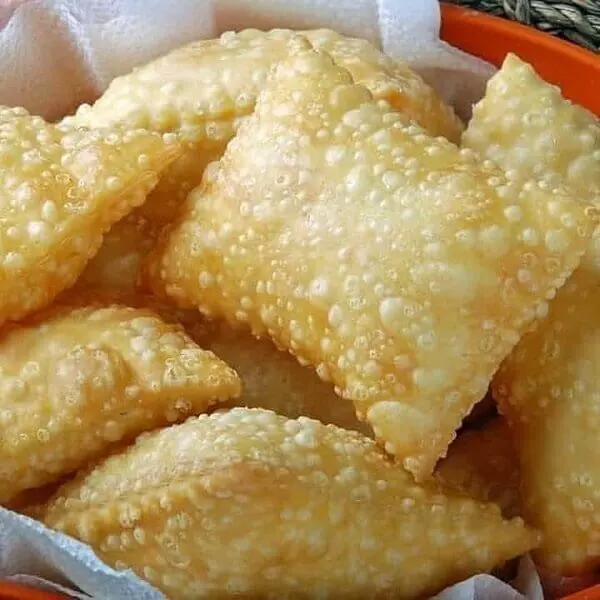 Massa de Pastel de Feira