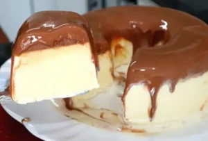 Sorvetão Cremoso: A Receita Mais Refrescante com Cobertura de Chocolate que Derrete na Boca