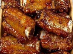 Costelinhas de Porco – RECEITAS DE MÃE