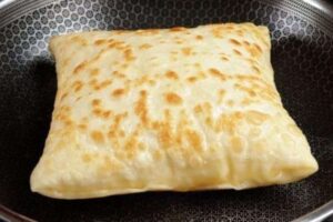 Receita de Pastel Travesseiro de Frigideira que virou tradição aqui em casa