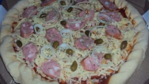 Quando faço essa pizza caseira, todo mundo aqui em casa quer mais! – Me informei