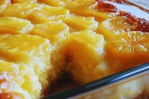 Bolo Rico com Abacaxi – Mundo de Delícias