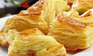 Massa Folhada da Vovó – Camadas de Amor e Crocância Que Derretem na Boca