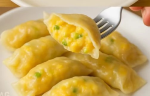 Bolinhos Recheados de Milho – Uma Delícia Leve e Prática Que Derrete na Boca