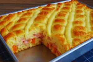 Torta de Cebola Molhadinha e Suculenta