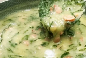 Caldo Verde Cremoso e Saboroso: Receita Tradicional com um