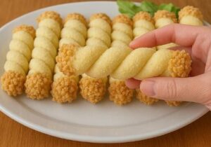 Biscoitinhos de Leite Condensado com Coco e Amendoim