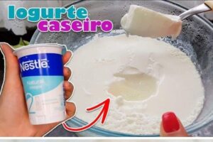 Iogurte Natural com 2 ingredientes: fácil, barato e vicia