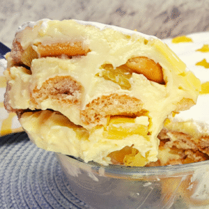 Torta de Abacaxi na Travessa Cremosa em 50 Minutos com Nestlé