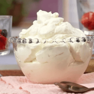 Chantilly Caseiro Cremoso em 10 Minutos com Nestlé