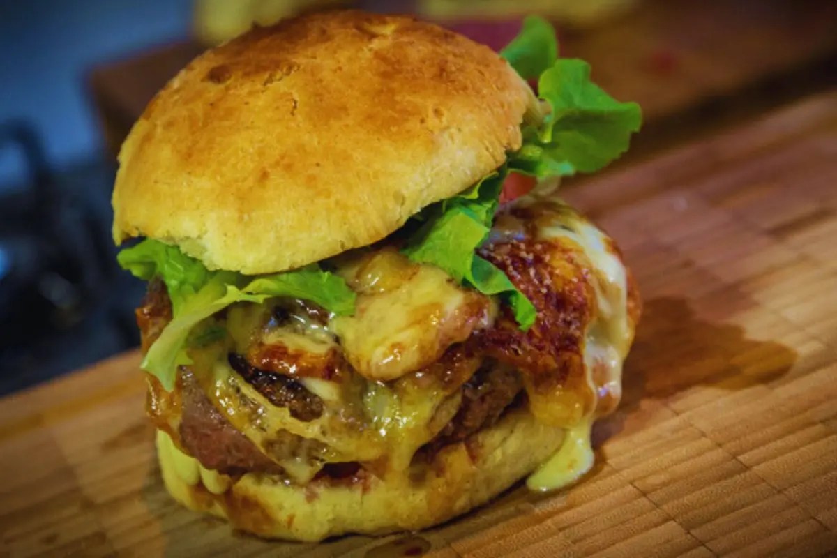 hamburguer artesanal de verdade.webp