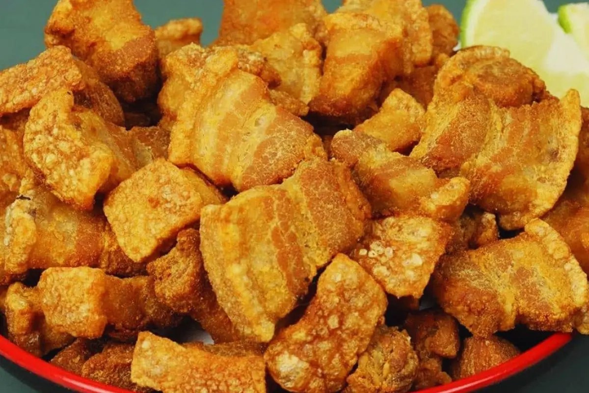 torresmo delicioso e sequinho.webp