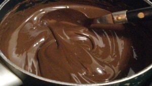 Brigadeiro de Panela: Receita Clássica, Cremosa e Irresistível