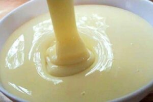 Leite Condensado Caseiro com 2 ingredientes: economia e sabor na sua cozinha