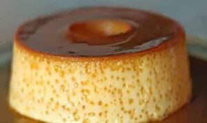 Perfeito para quem quer praticidade, pudim sem forno fica pronto na geladeira com 5 ingredientes