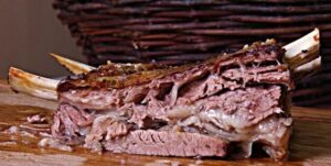 Costela Assada com Tempero Delicioso: A Refeição Que Vai Abraçar o Seu Estômago