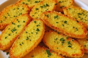 Batatas Assadas com Alho e Parmesão