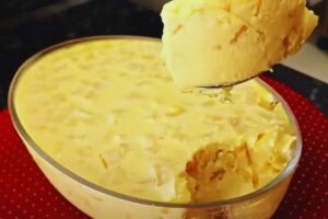 Geladão de Abacaxi – Mundo de Delícias