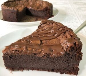 A Melhor Torta de Chocolate com 3 Ingredientes que Você Vai Comer –