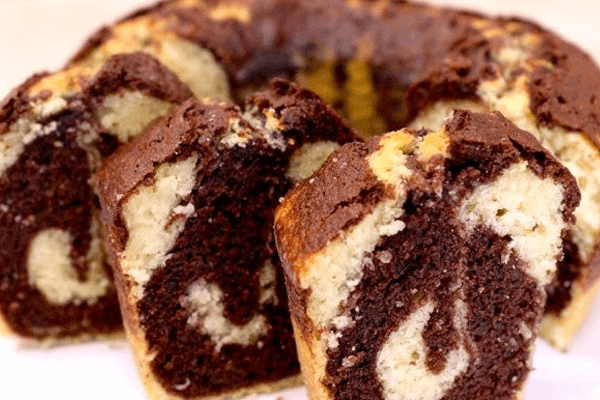 Bolo Marmore de Chocolate com Coco