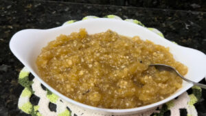 Doce de Mamão Verde que Resgata Tradições e Memórias da Cozinha Caseira