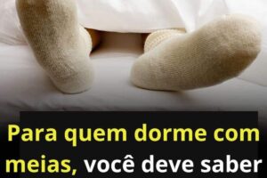 Dormir de meias: bom ou ruim? O que você precisa saber