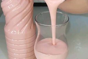 Iogurte Caseiro de Morango fácil e irresistível que conquistou minha família