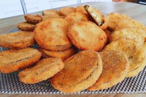 Berinjela à Milanesa Crocante por Fora e Macia por Dentro