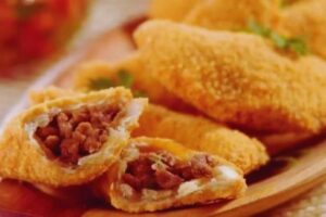 Pastel de Mandioca – Mundo de Delícias