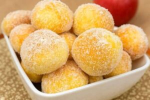 Bolinho de Chuva Assado: o jeito mais fácil e leve de matar a vontade de doce!