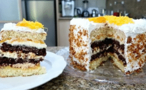 Torta Marta Rocha: Um Clássico Sofisticado com Camadas de Sabor e Textura