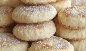 Quando Faço Essa Bolacha Caseira Todo Mundo Pergunta a Receita – É Simples, Derrete na Boca e Fica Pronta Rapidinho!