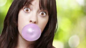 A Surpreendente Ciência por Trás do Hábito de Mastigar