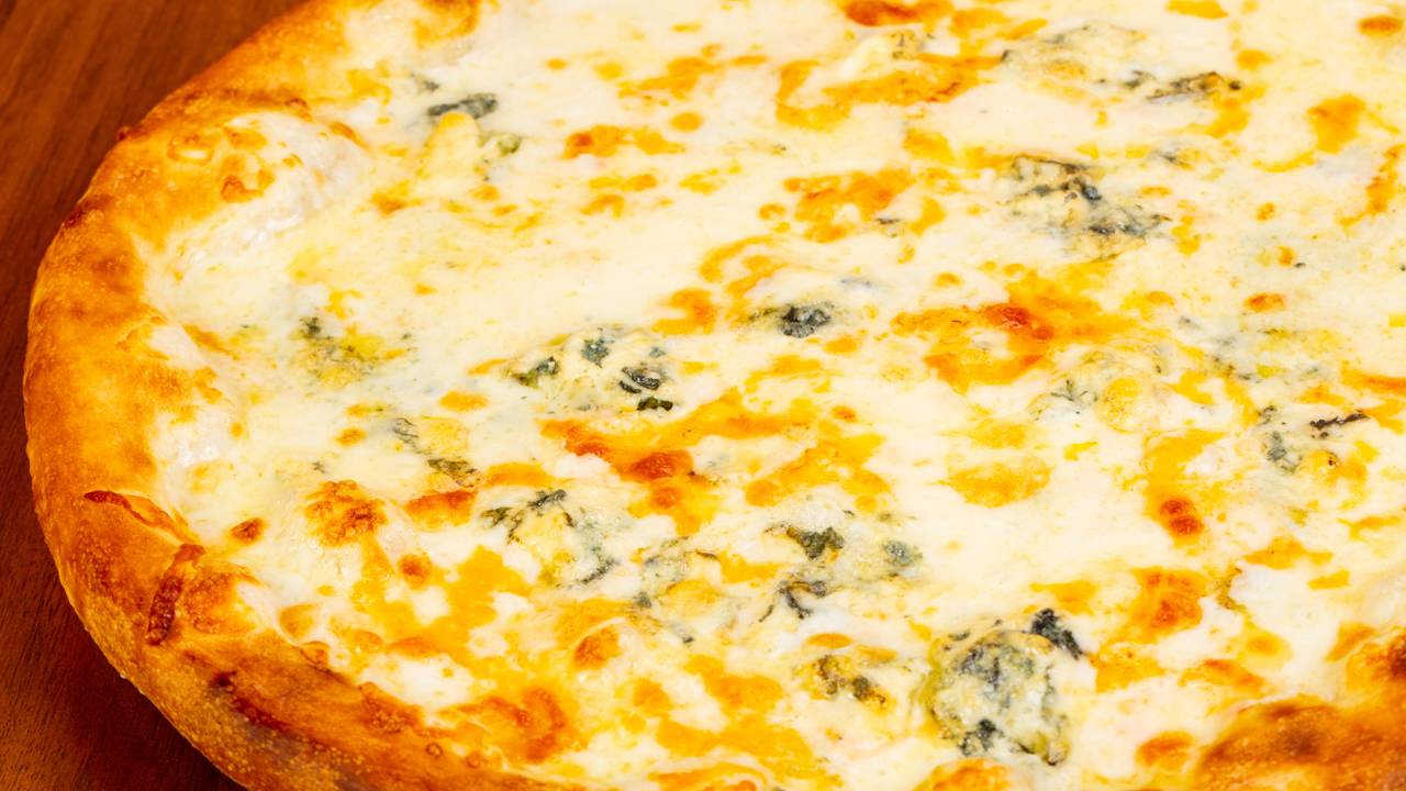 pizza quatro queijos 1760902934212 Creditos depositphotos.com AndreySt
