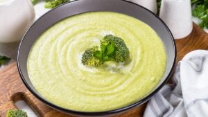 Sopa Creme de Brócolis Cremosa e Reconfortante
