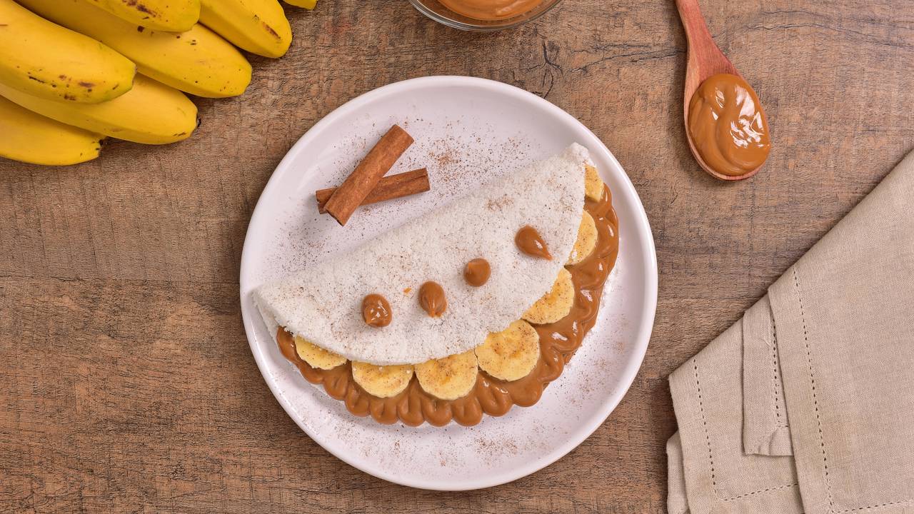 tapioca de doce de leite com banana 1760901453385 Creditos depositphotos.com MKPK