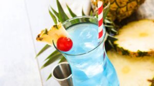 Blue Hawaiian sem álcool: perfeito pra brindar sem perder o rumo