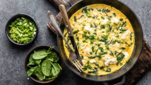 A omelete que faz qualquer manhã parecer almoço de hotel