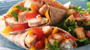 Um wrap tão prático e bonito que parece lanche de cafeteria!