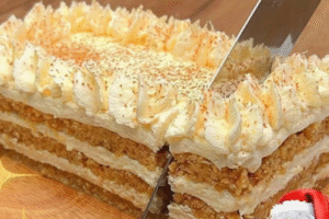 Pavê de Creme Branco de Coco com Abacaxi