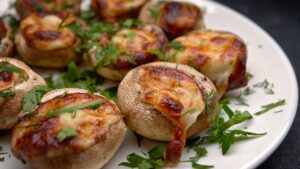 Cogumelos recheados: Os Champignons que Viram Petisco de Luxo em Uma Mordida