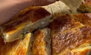 Torta de Massa Folhada com Queijo