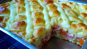 Enroladinho de Forno com Recheio Cremoso