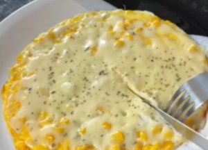 Omelete de Milho com Queijo