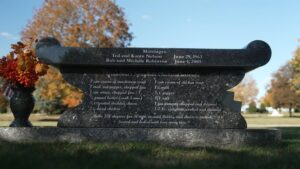 Para morrer: receitas familiares eternizadas em lápides