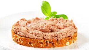 Um patê tão suave e saboroso que transforma qualquer lanche em momento especial!