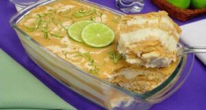 Um pavê de limão que chega leve, brilhante e com aquele azedinho que desperta qualquer sobremesa